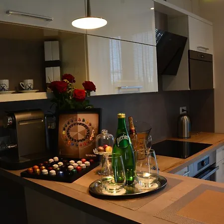 Luxurious Design 아파트
